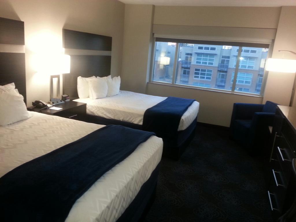 Doubletree By Hilton St. Louis Forest Park Exterior foto