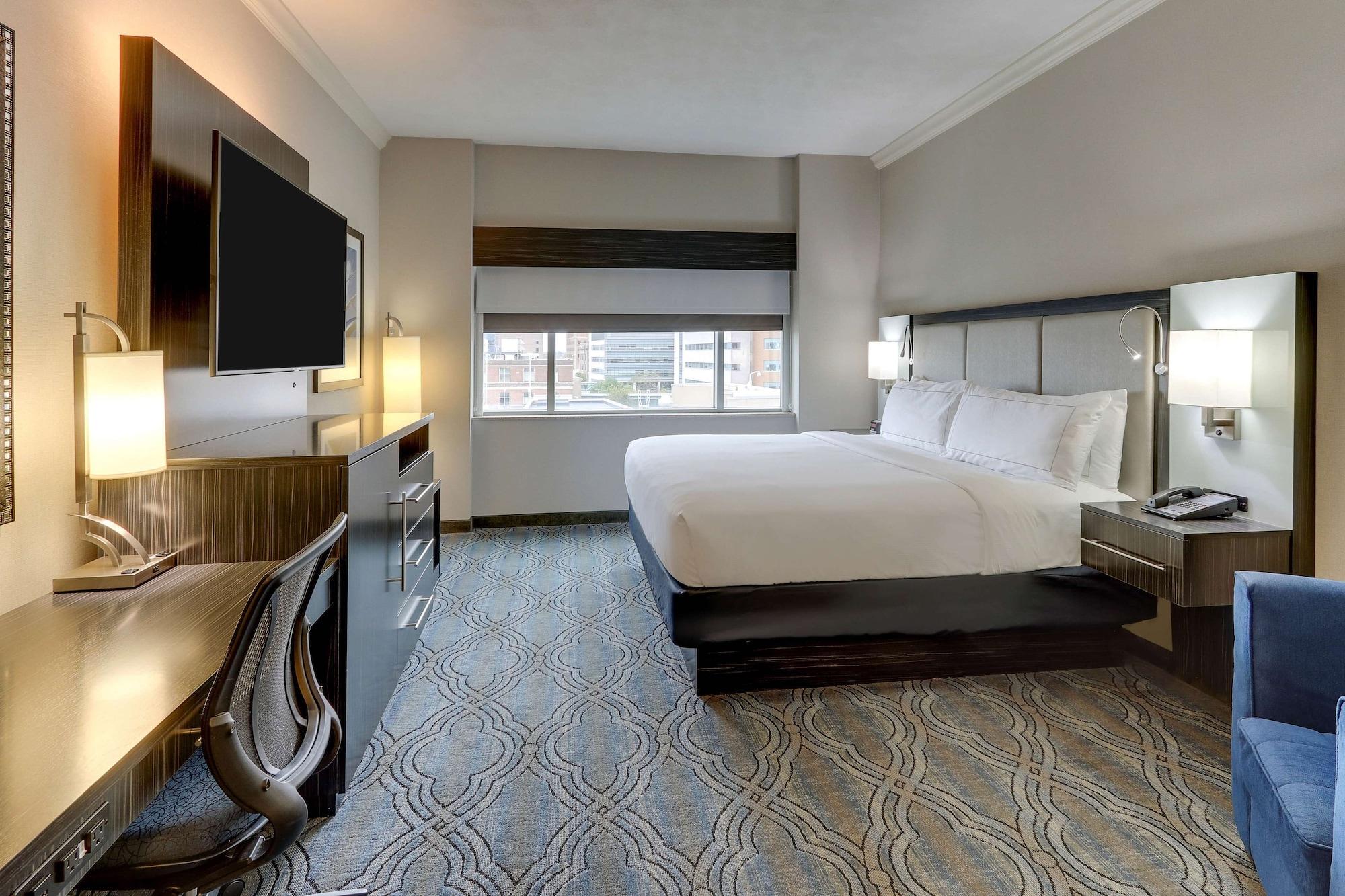 Doubletree By Hilton St. Louis Forest Park Exterior foto